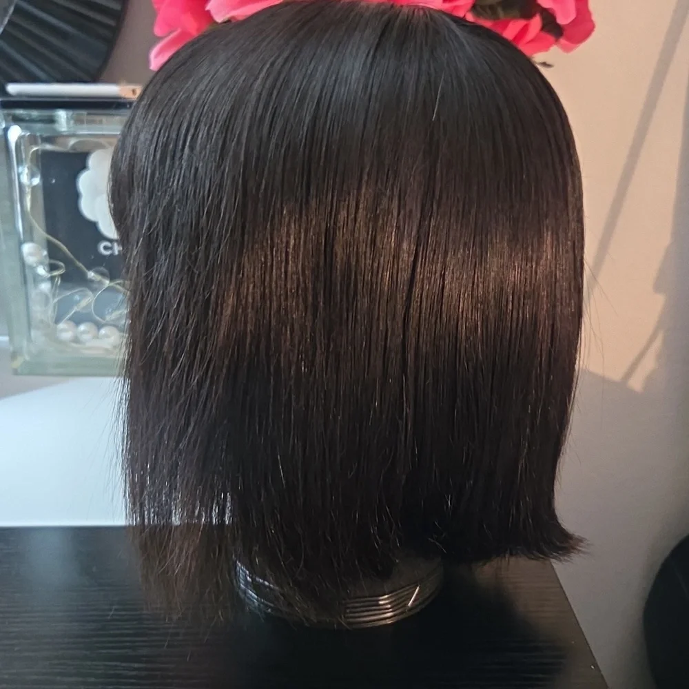 8in Sleek Black Human Hair Bob W/bang. - Picture 4 of 7
